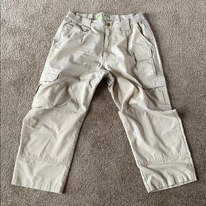 Men’s Ripstop cargo pants.